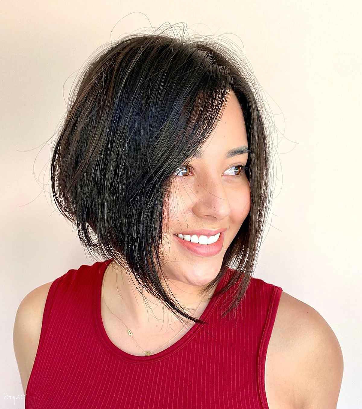 slimming angled bob for round chubby faces