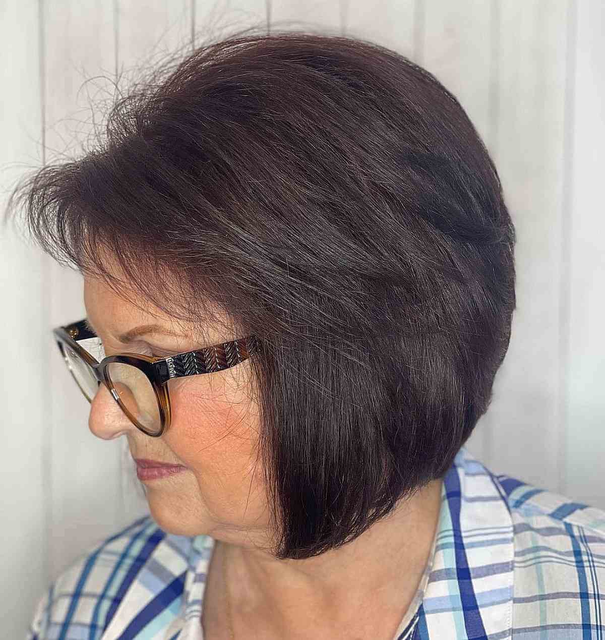 stacked bob with side bangs for thin fine hair for a 50 year oid lady