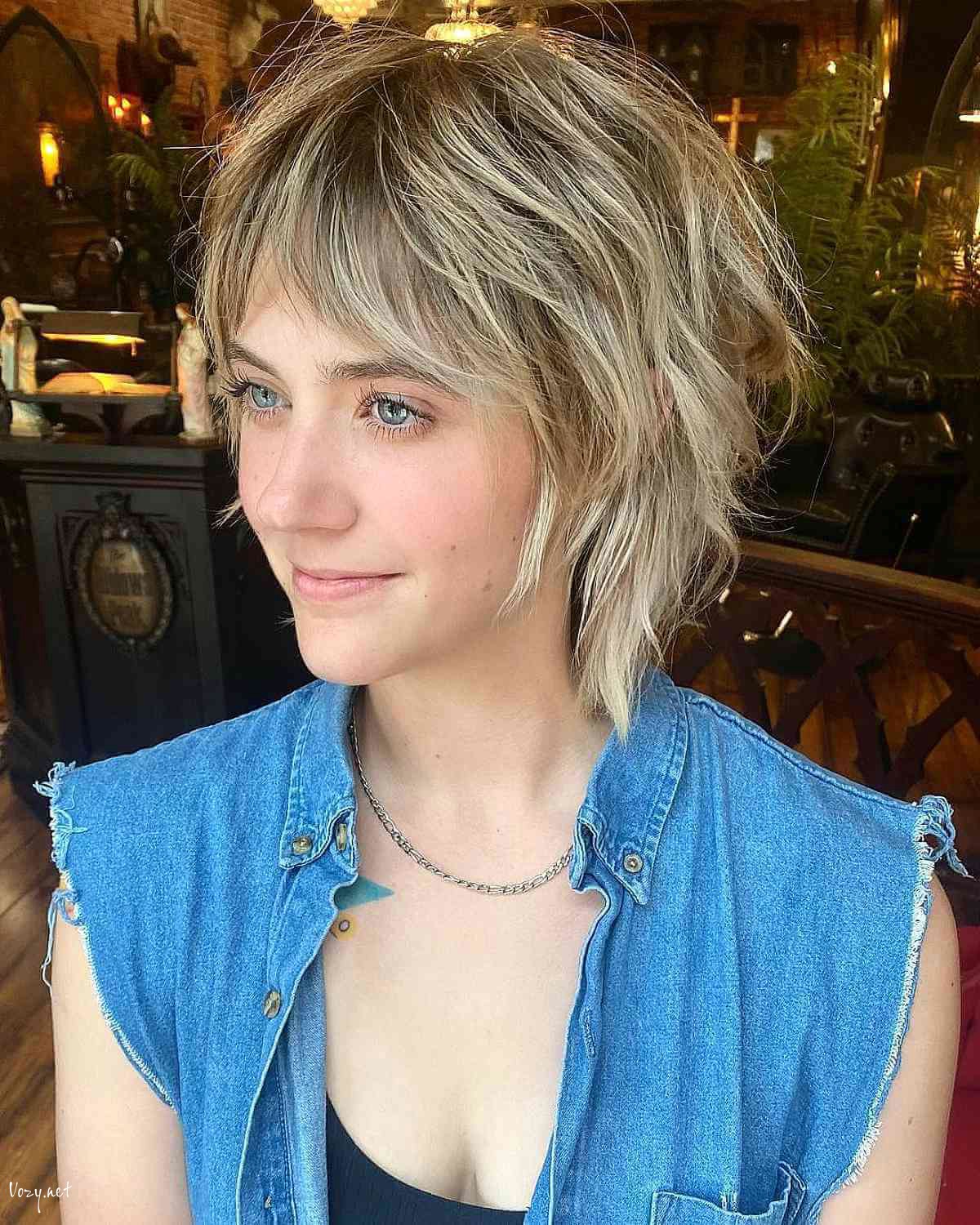 the cutest short layered shag haircut
