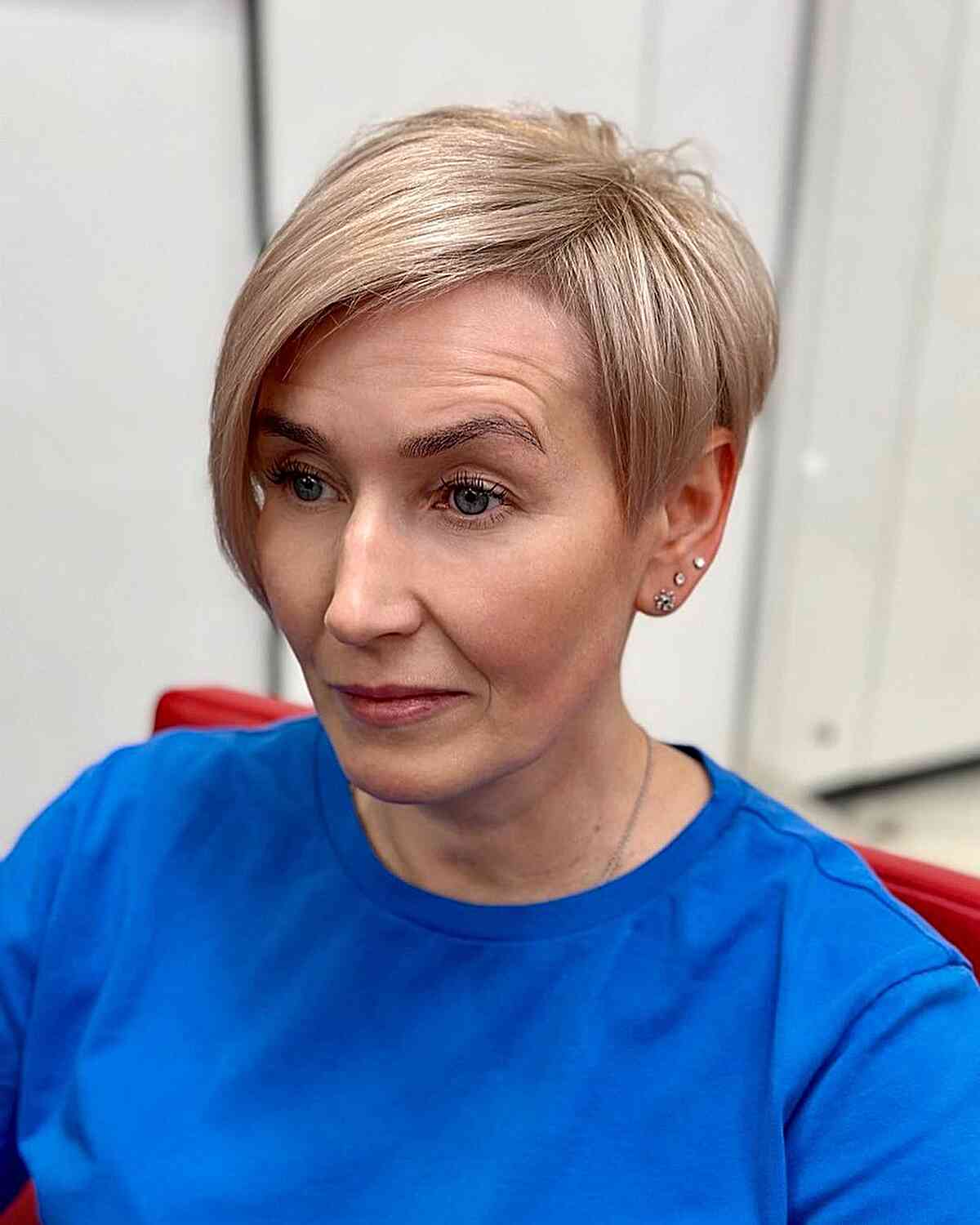 wash and wear asymmetrical pixie for ladies aged 50 1