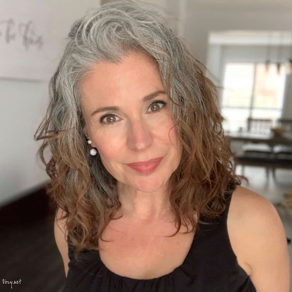 wavy lob with ombre for ladies over 50 with thick hair