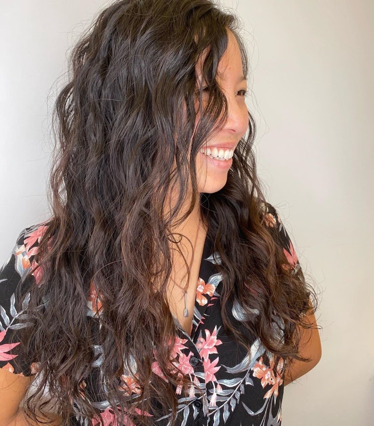 wavy perm hair