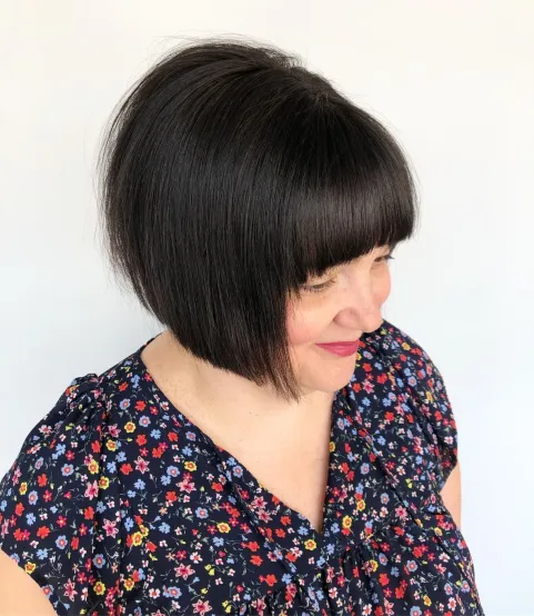 50 Blunt Haircut with Bangs