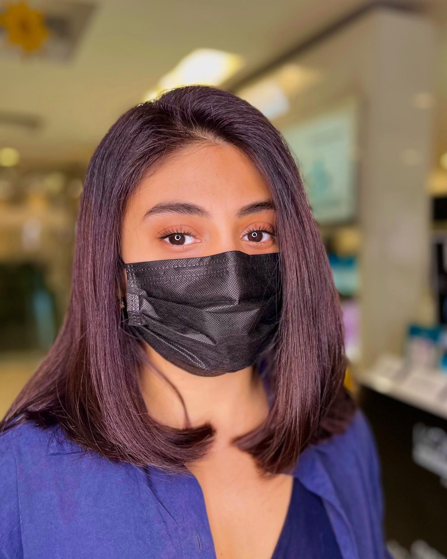Straight Bob Cherry Brunette Hairdo