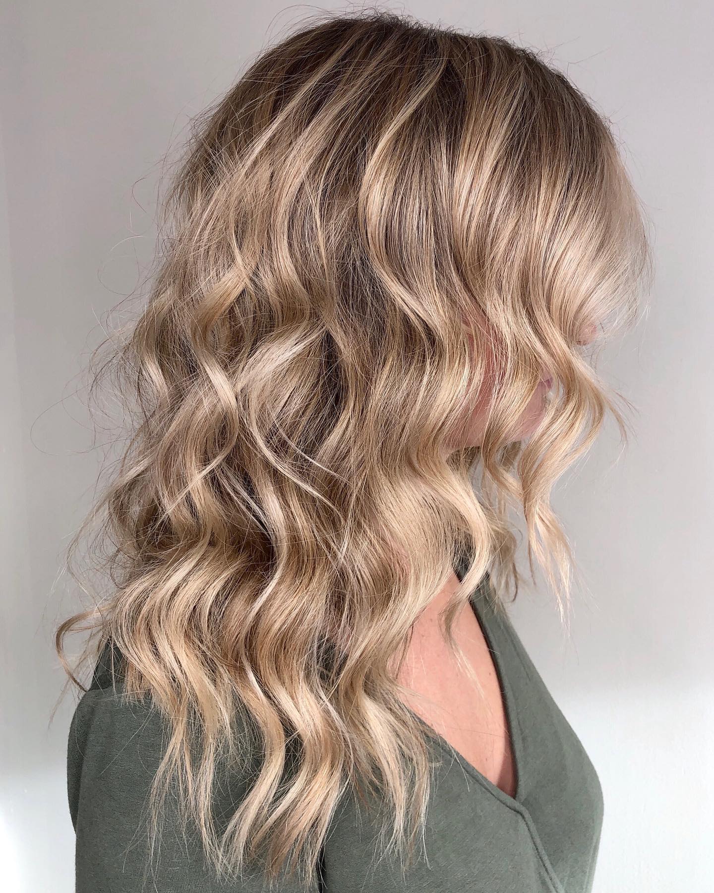 Voluminous Warm Toned Haircut