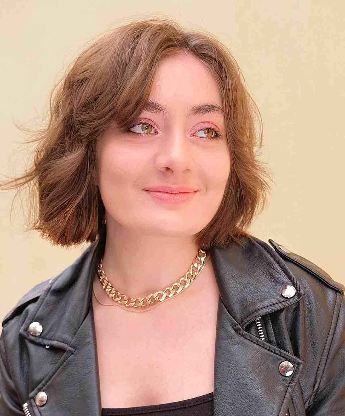 layered bob for a huge forehead