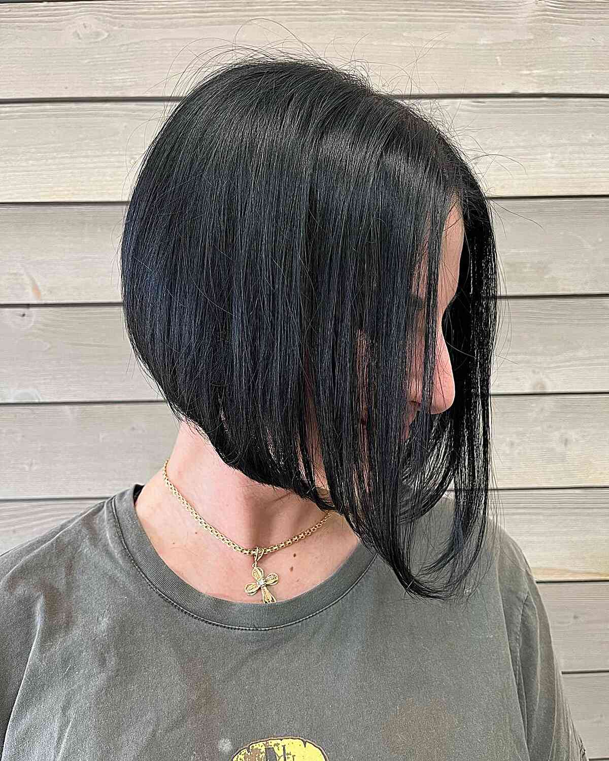 medium stacked bob