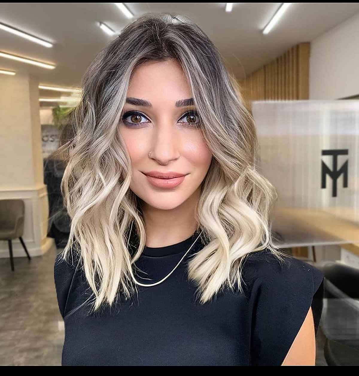 mid length haircut for women over 30
