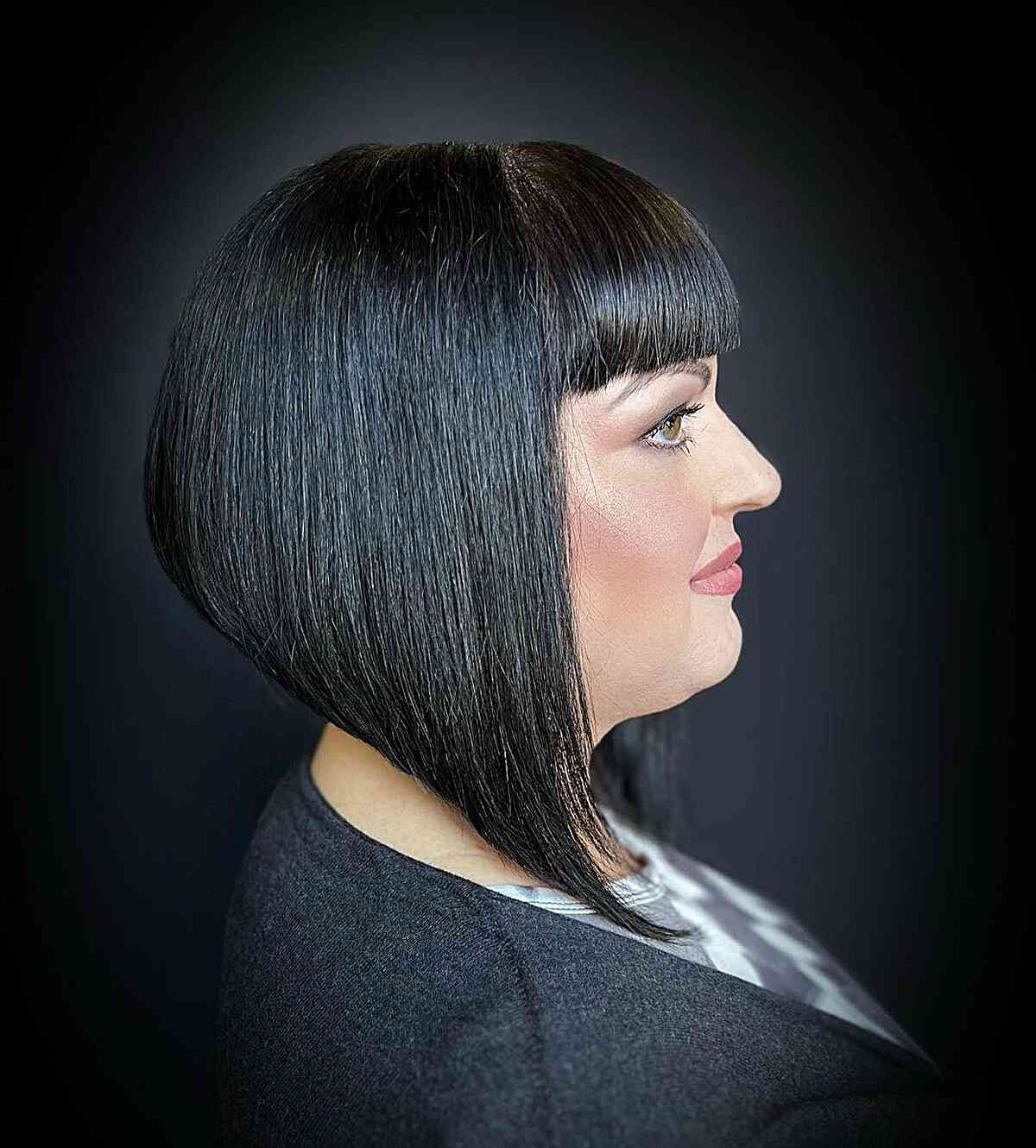 shoulder length stacked bob