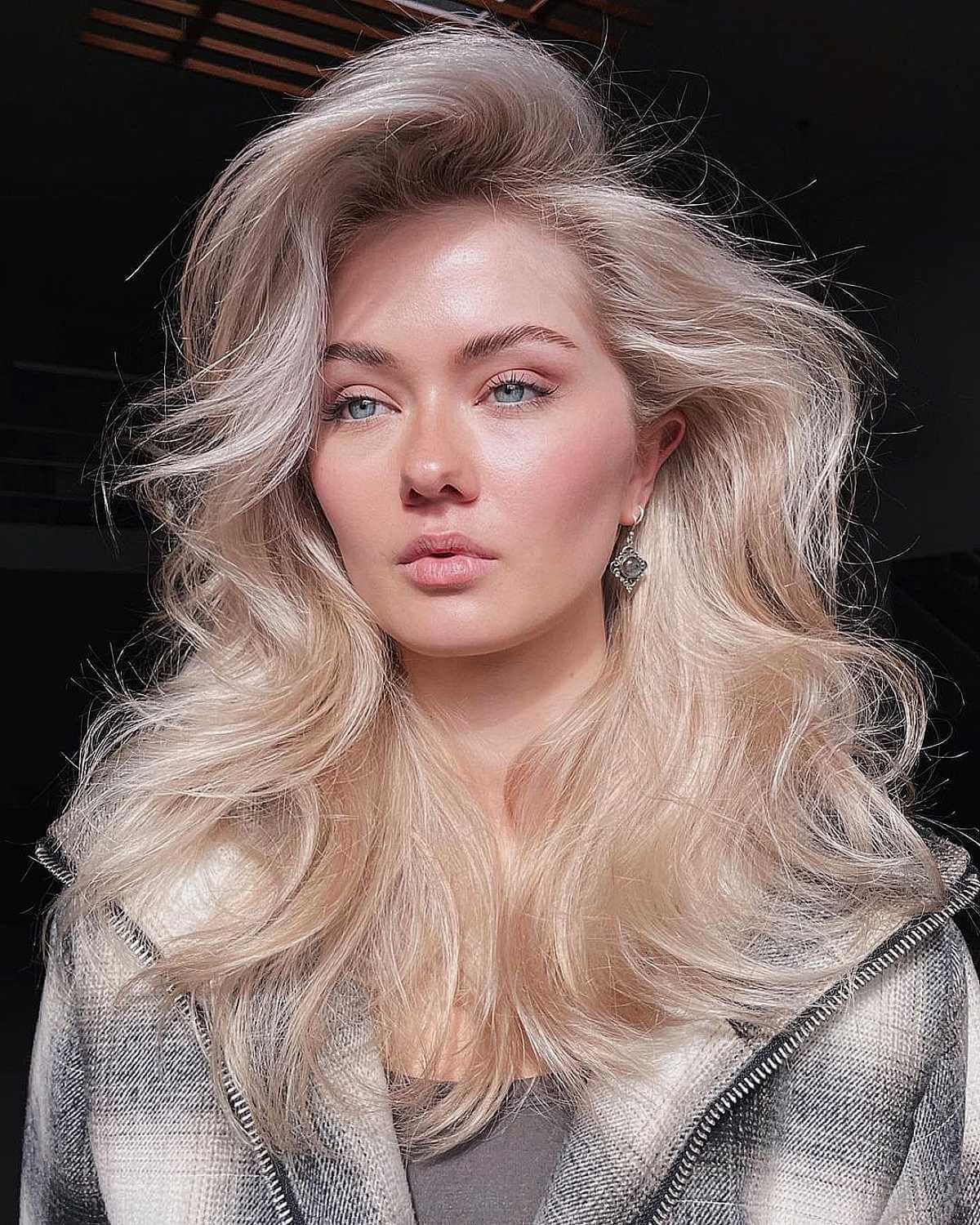 simple bright blonde big hair