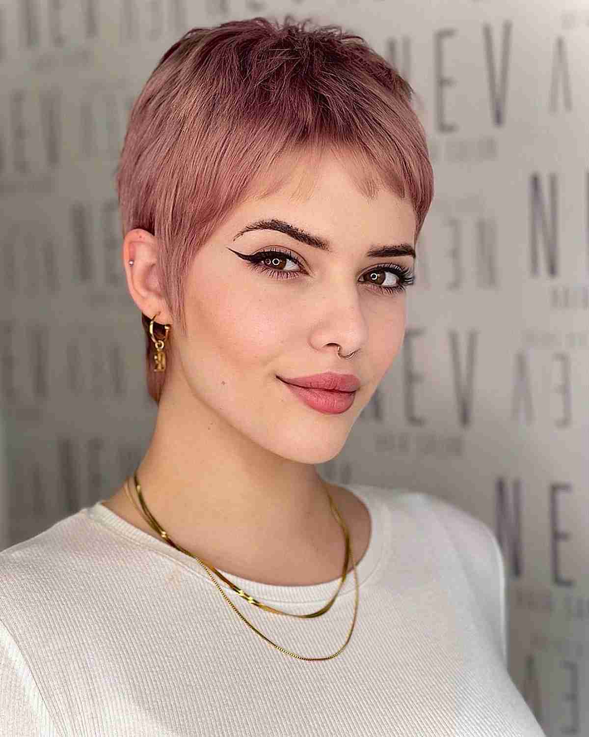 sleek pixie cut for short straight hair
