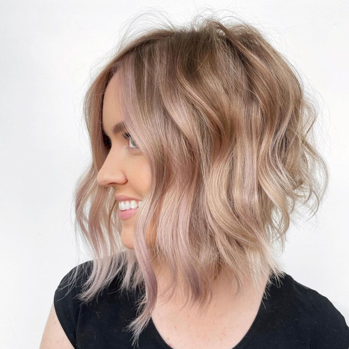 stacked bob for wavy hair