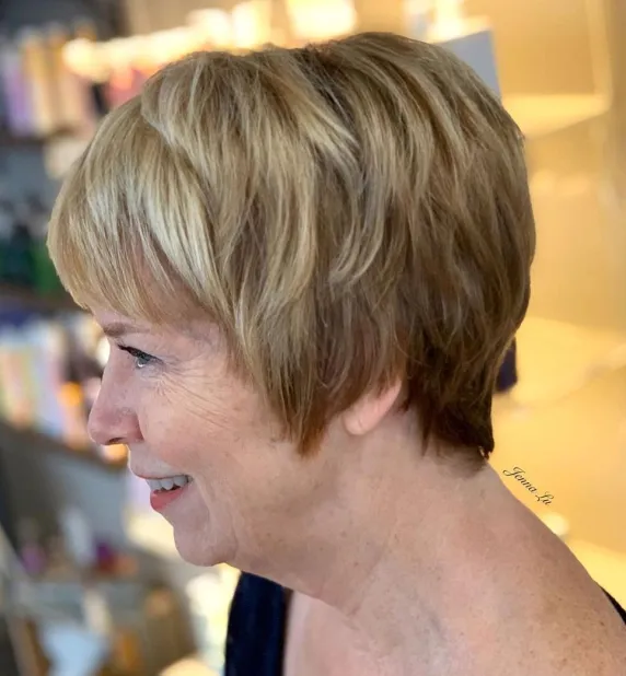 Piece y Haircut Over 60