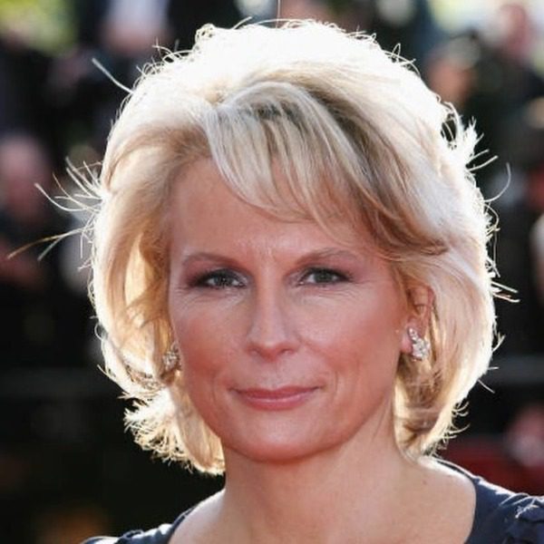 Puff Layers with Side Bangs Old Hollywood Hair