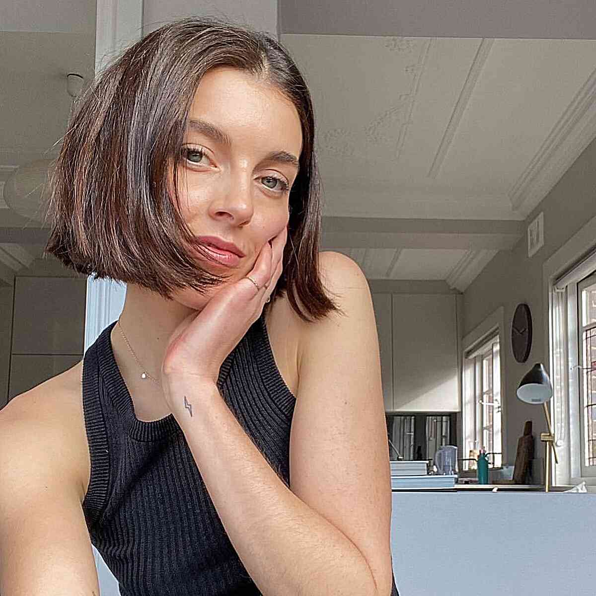 chin length slob hairstyle