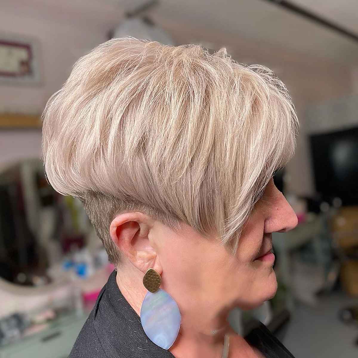 short hair undercut for women