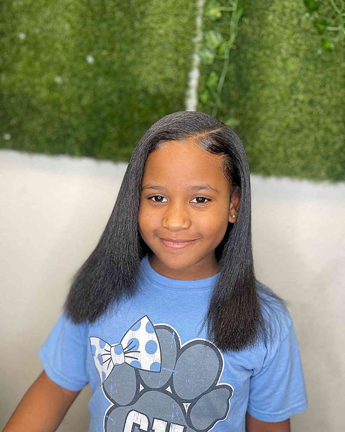 side parted silk press natural hairstyle for black girls