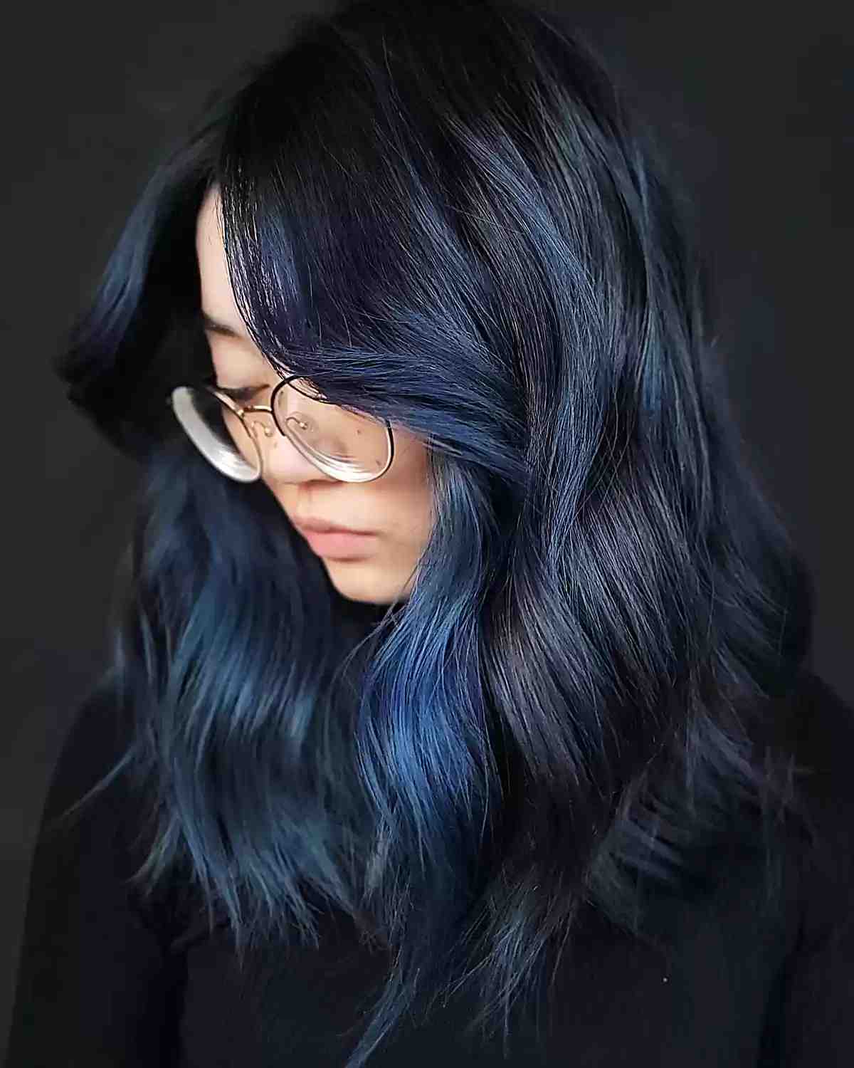 soft metallic blue money piece balayage