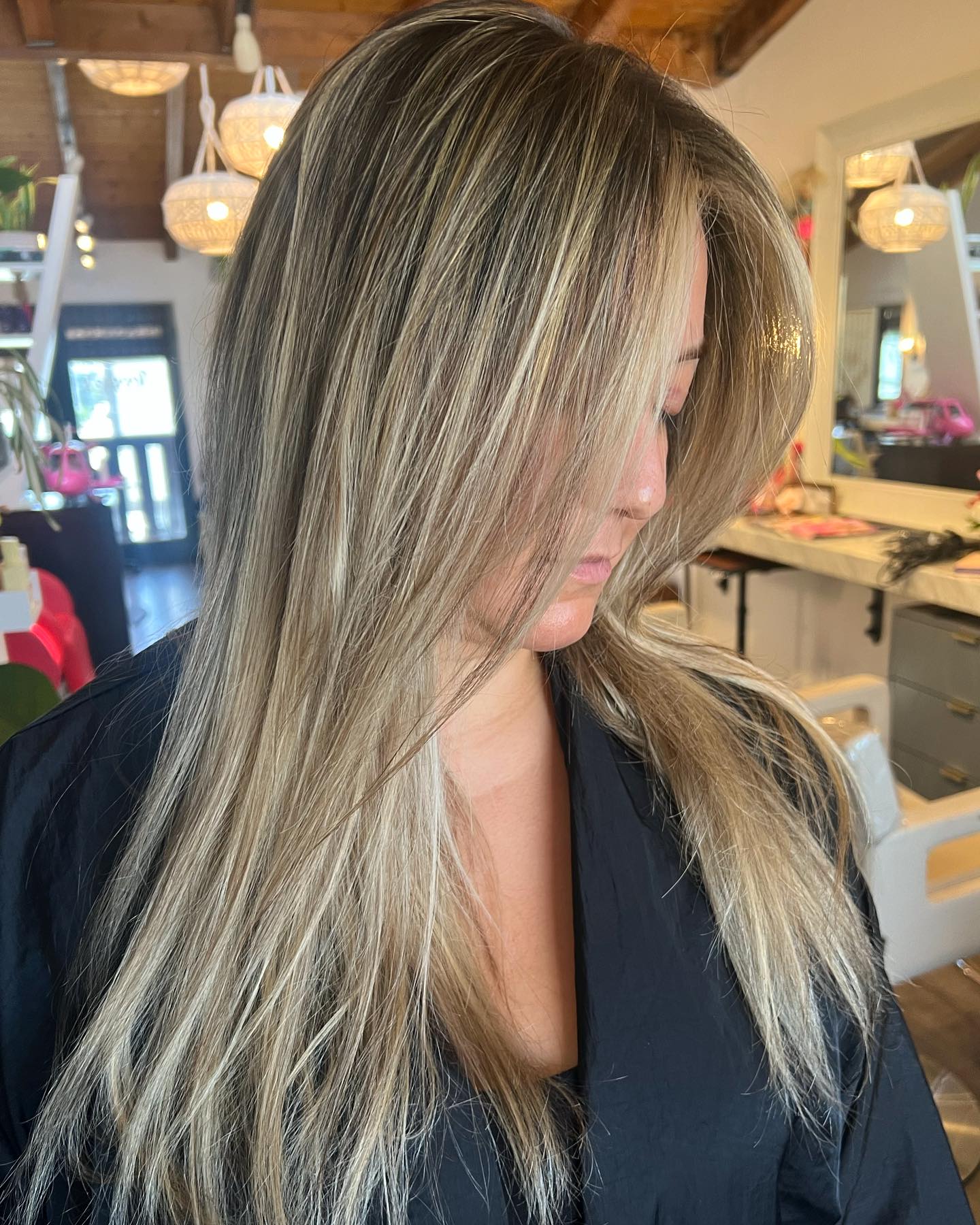 Bright Summer Highlights On Brown Hair