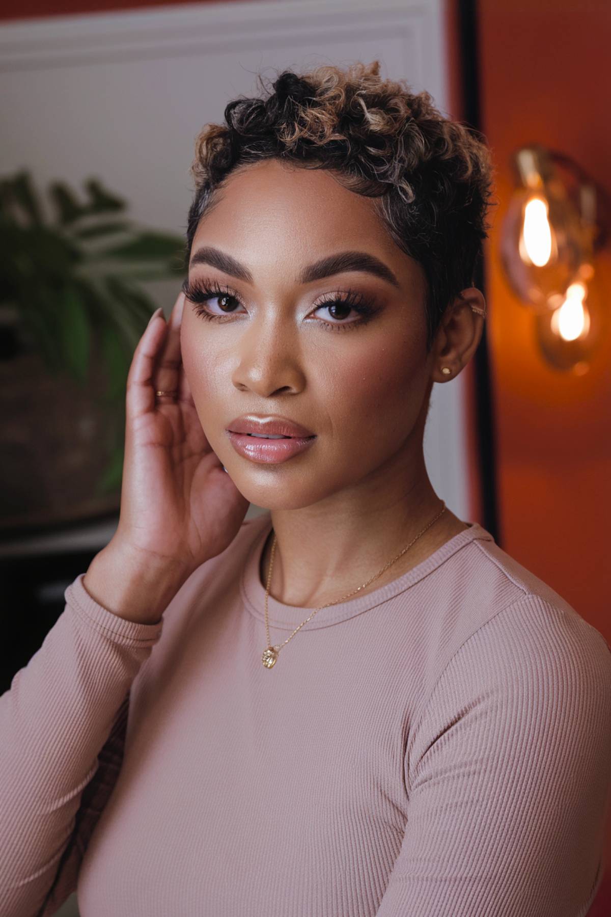curly short hair idea