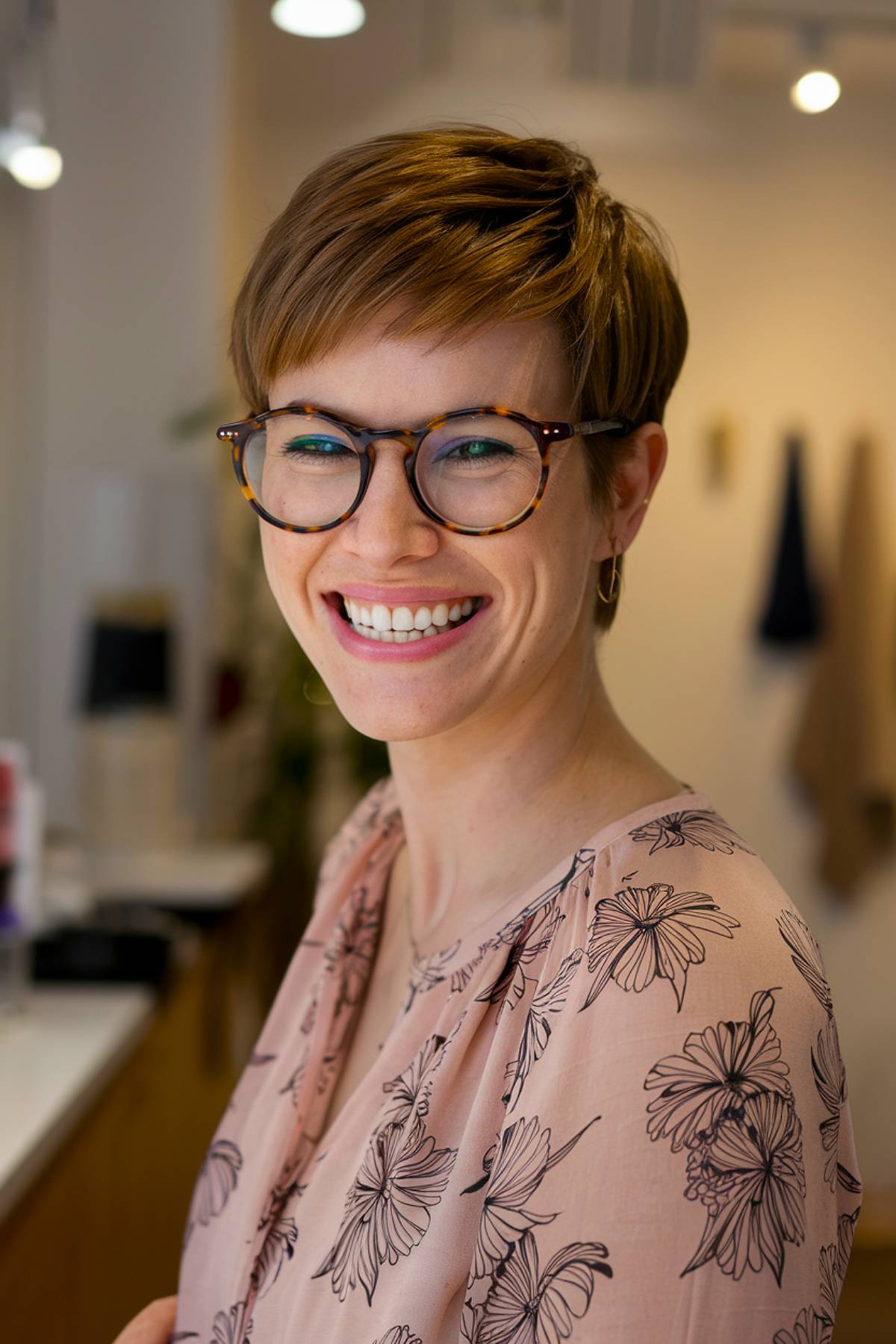 short pixie haircut glasses