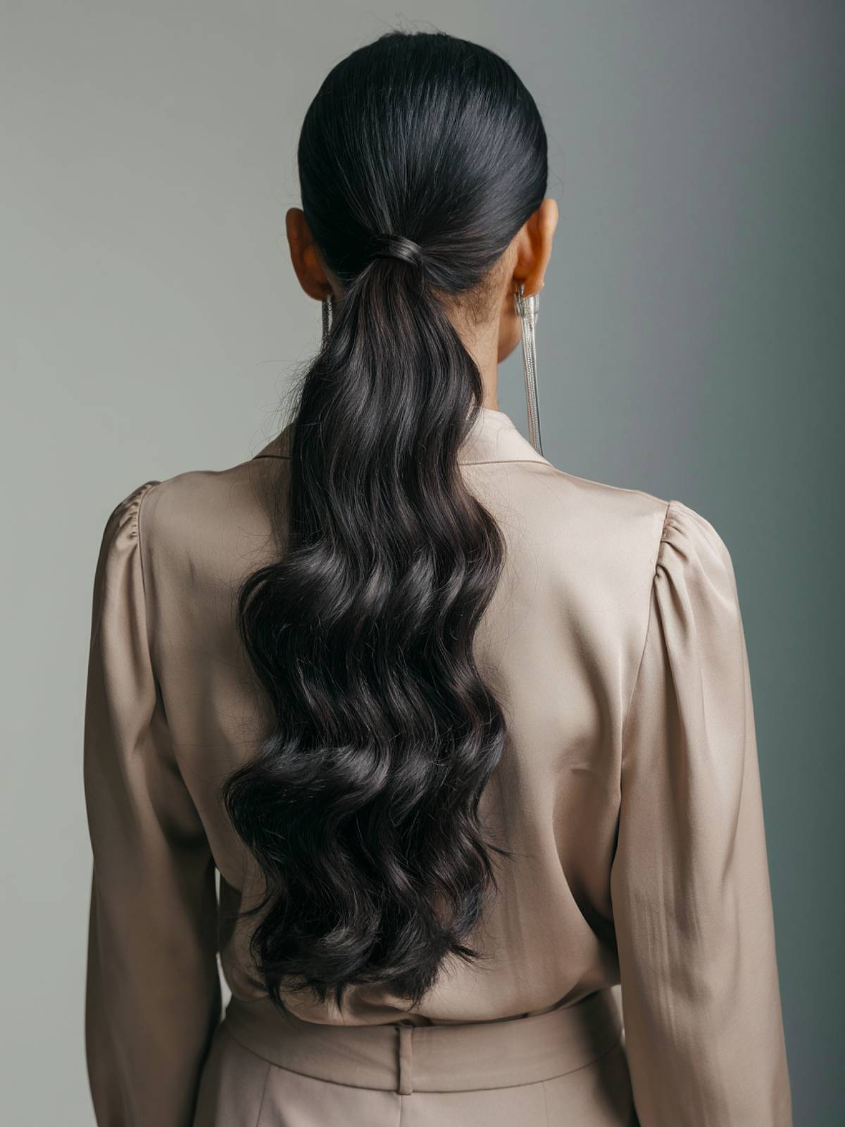 cute long hair latina hairstyle