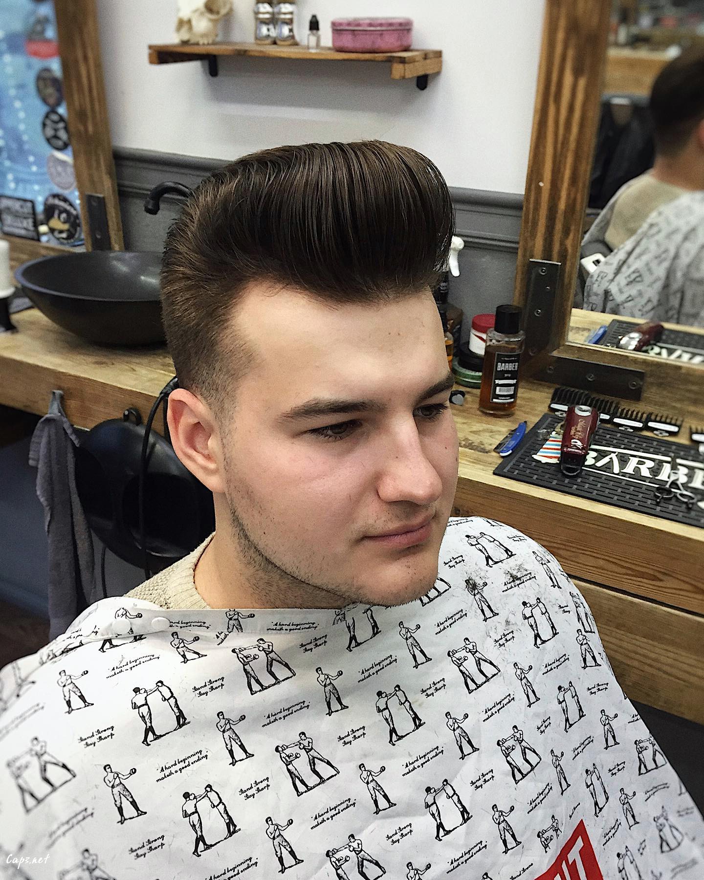 Fluffy Top Pompadour Hair