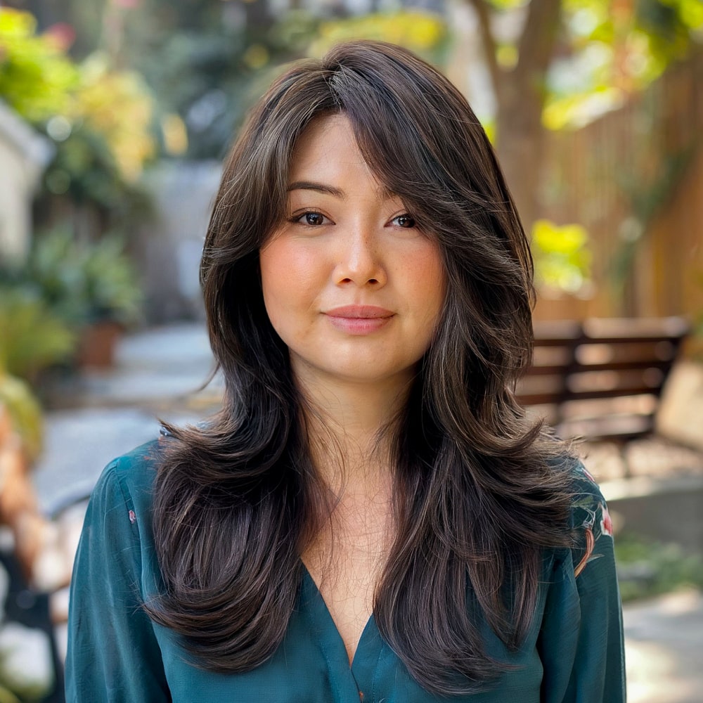 long layered hairstyles with side bangs round face